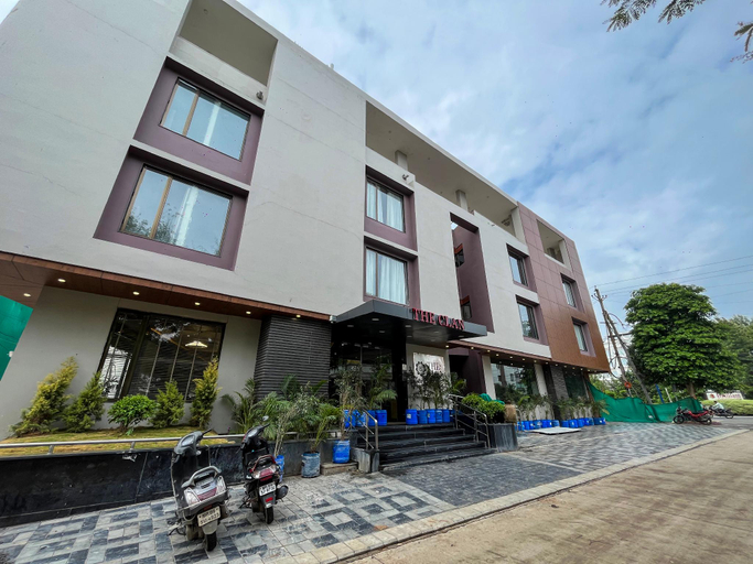 Others 4, The Clan Indore By Wishotel, Indore