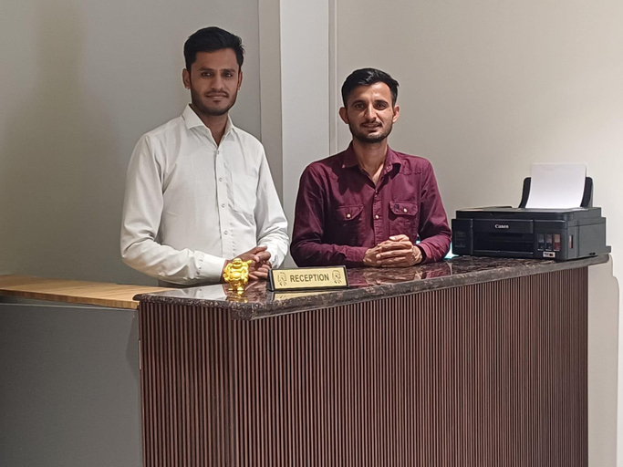 Others 4, JMB Hotel Height, Indore