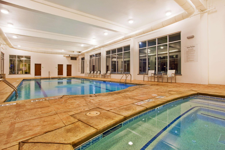 Sport & Beauty, Hilton Garden Inn Dalton, Whitfield