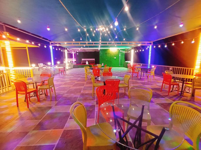 Food & Drinks 3, Saanjh Riverside Resort, Satara