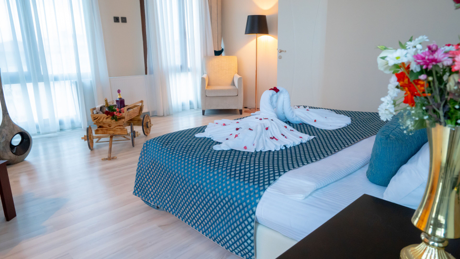 Bedroom 3, GRAND ANİ HOTEL, Merkez