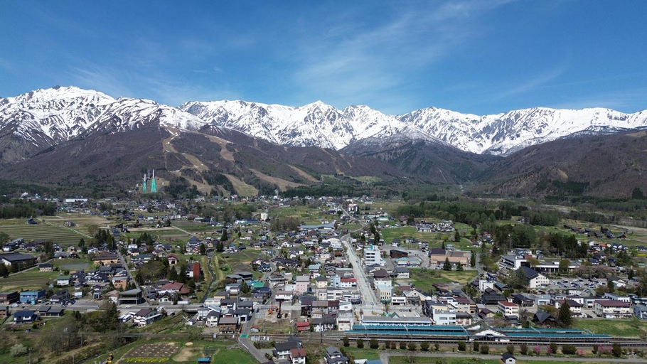 Others 4, The Hakuba Station Room, Hakuba