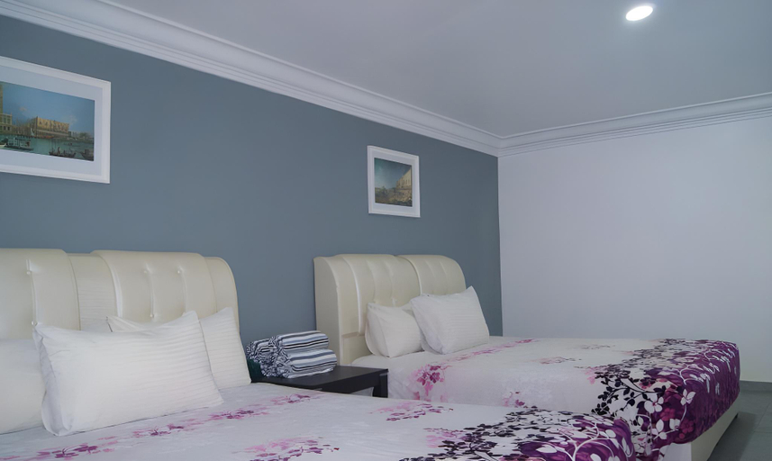 Others 3, Shafura Hotel 1, Kemaman