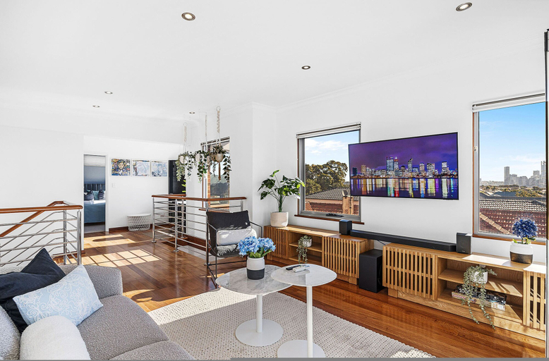 Room 3, Designer Luxury 3brd - Epic Views - South Perth, Perth