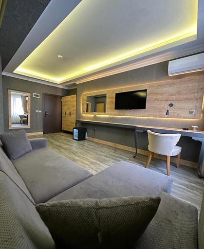 Others 5, Hisarhan Otel, Merkez