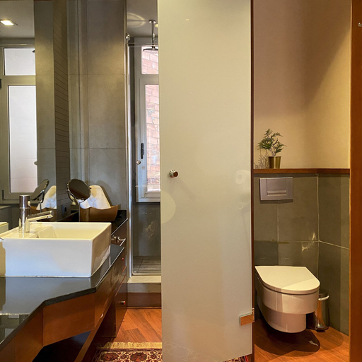 Room 2, Luminous Designer Loft Style Apt Eixample Views By Myrentalhost, Barcelona