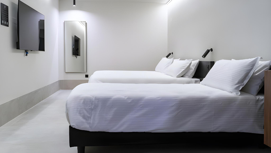 Bedroom 3, Onyx Hotel, St Julian's