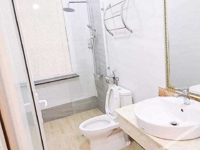 Bathroom 3, Vung Tau Luxury Hotel & Apartment, Ho Chi Minh City