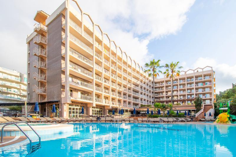 Others 3, Golden Avenida Family Suites 4 Sup, Tarragona