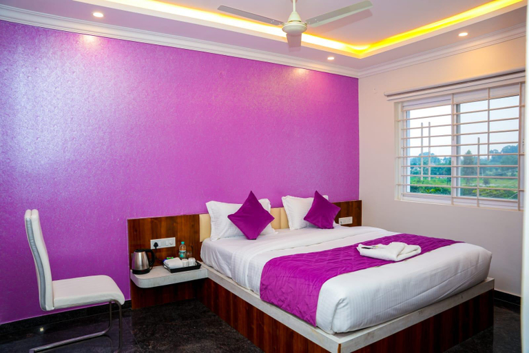 Bedroom 3, Hotel Skylights, Bangalore Rural