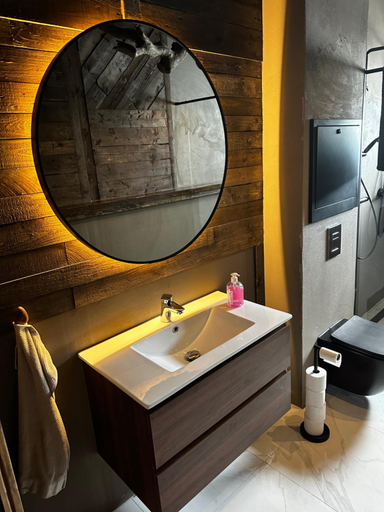 Bathroom 3, Tjeldøya Slott, Tjeldsund