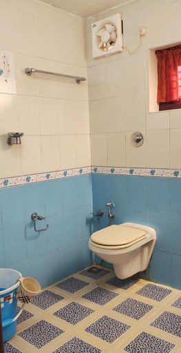 Bathroom 3, Thekkadys Eden Crest, Theni
