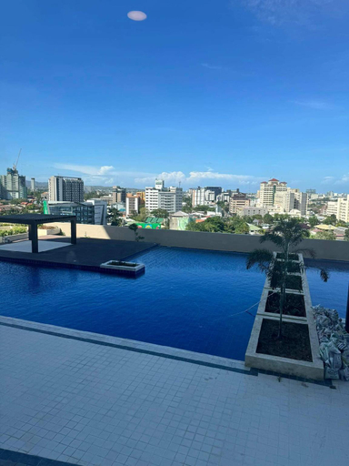 Others 4, 200mbps WiFi, Luxury condo near Ayala, Cebu City