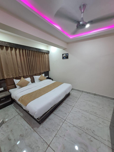 Bedroom, Hotel Lake Palace By G L Group, Ahmadabad