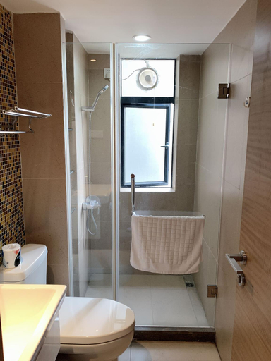 Bathroom 3, Zhongshan Perth Hotel (Lihe Plaza), Zhongshan