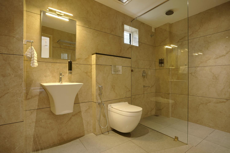 Bathroom, Halifax Inn, Kasaragod