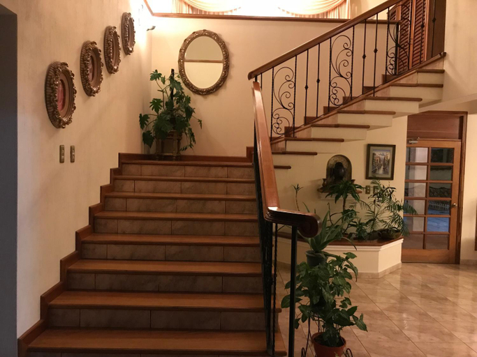 Public Area, Hotel Belvedere, ZONA 15