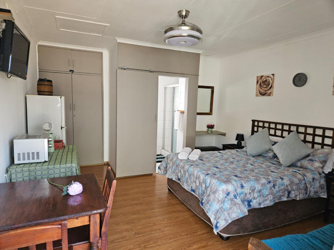 Others 2, Garden Corner Guesthouse, Sedibeng