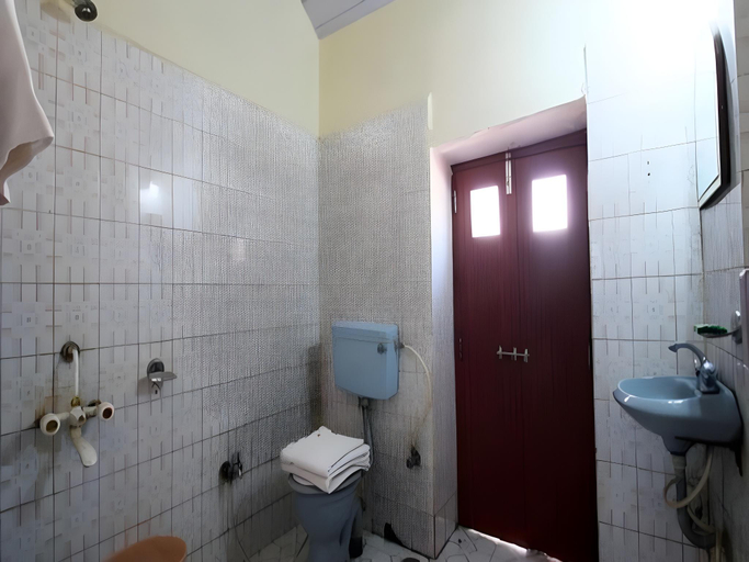 Bathroom, Savoy Village, Thane