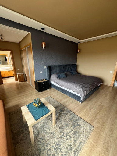 5, Villa de Luxe piscine privee, Casablanca