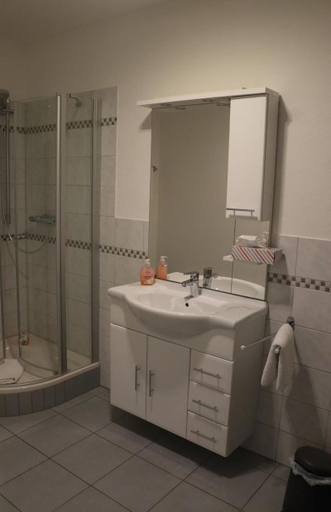 Bathroom 5, Hotel-Restaurant Johanneshof, Hersfeld-Rotenburg