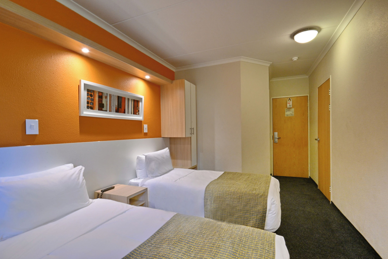 Bedroom 3, Road Lodge Germiston Lake, Ekurhuleni