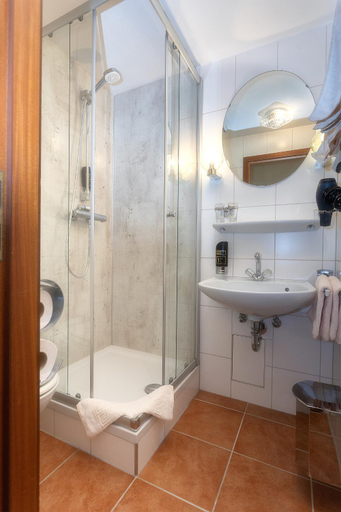 Bathroom, Hotel Westrich, Birkenfeld