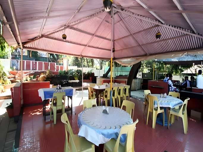 Food & Drinks 3, Savoy Village, Thane