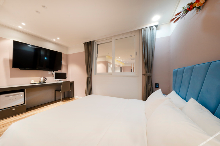 Bedroom 3, Gwangyang one Drive-in Hotel, Gwangyang