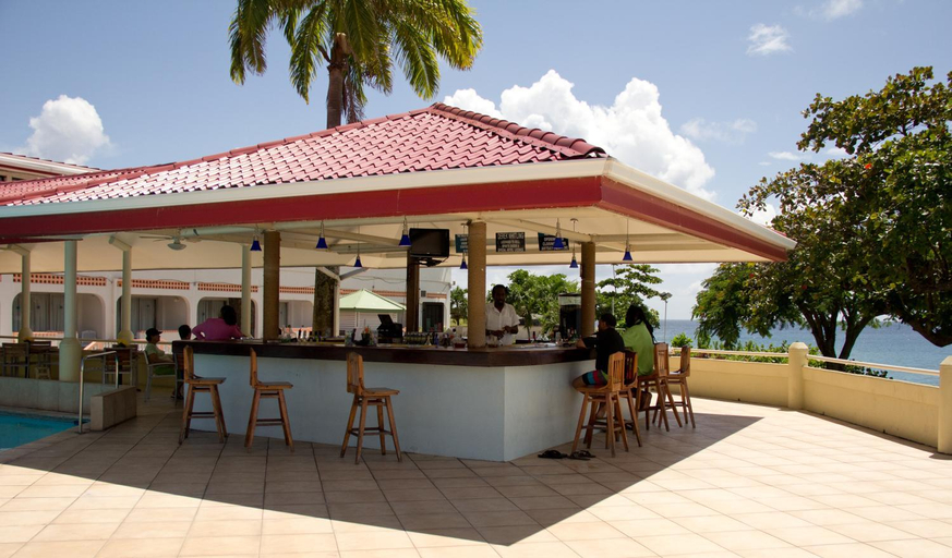 Exterior & Views 1, Crown Point Beach Hotel