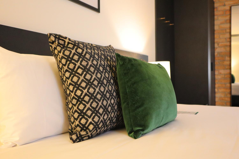 Bedroom 2, Quality Hotel Robertson Gardens, Robertson