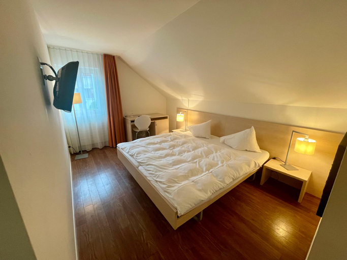 Bedroom 5, Gasthof Rössli Steinhausen, Zug