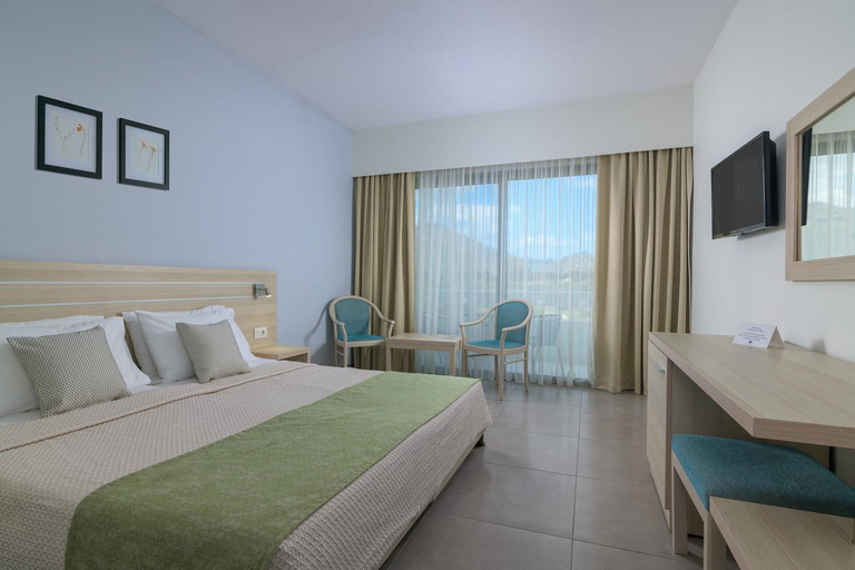 Bedroom 3, Niriides Hotel, South Aegean