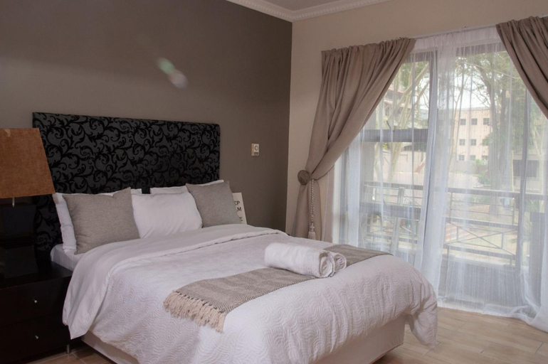 Bedroom 3, Sandton Luxury Apartment Balcony Power & Water Backup, City of Johannesburg
