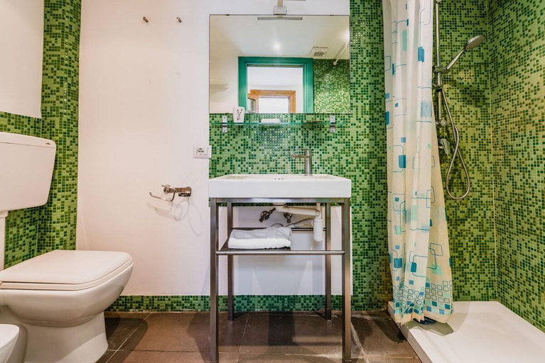 Bathroom, Sicilian Mood - Ursino, Catania
