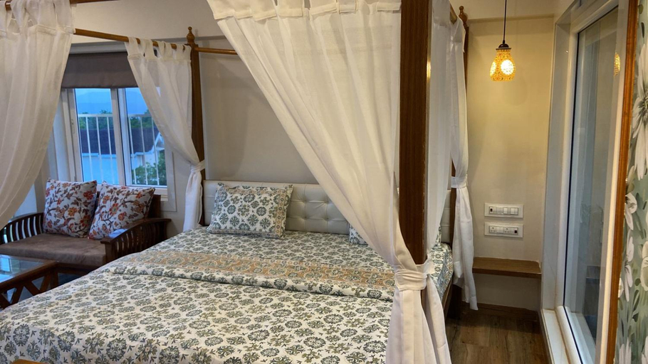 Bedroom 2, Eshi Resorts and Restaurant - Bhimashankars Jungle Luxury Resort, Pune