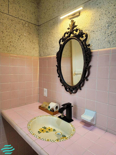 Bathroom 3, Antillas, Isla Mujeres