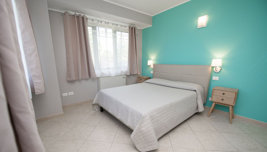 Room 2, Luxury Martina Appartamenti-2-ortensia, Brescia