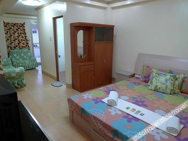 Bedroom 3, Island Tropic Hotel and Restaurant, Alaminos City