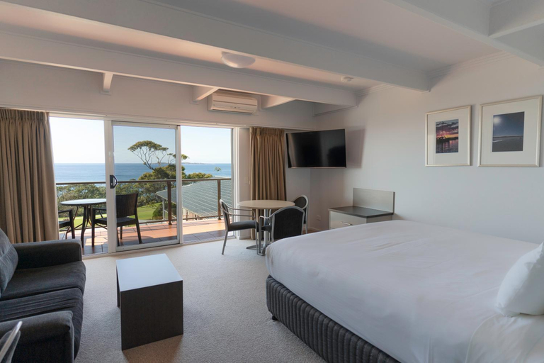 Bedroom 3, Amooran Oceanside Apartments and Motel, Eurobodalla