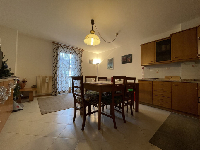 Room 2, 055 Trilocale Pinzolo, Trento