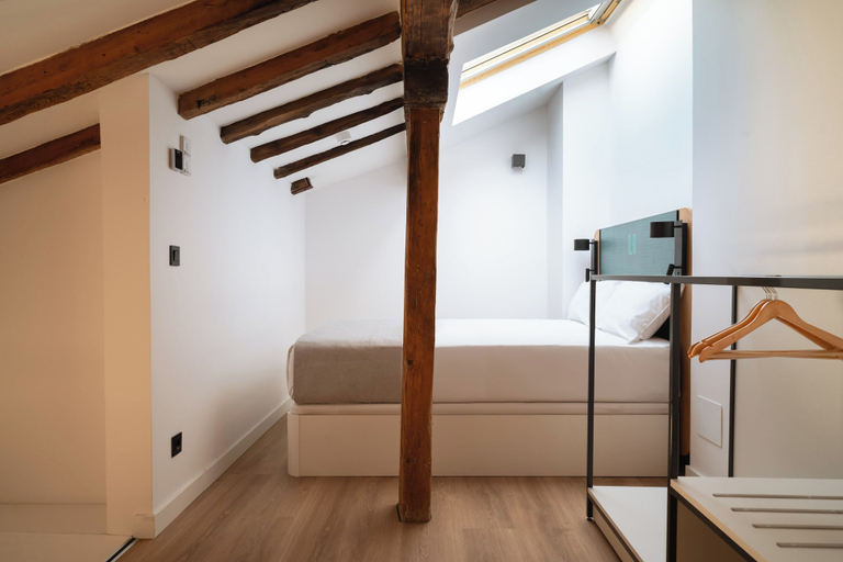 Bedroom 3, Limehome Pamplona Hilarión Eslava, Navarra