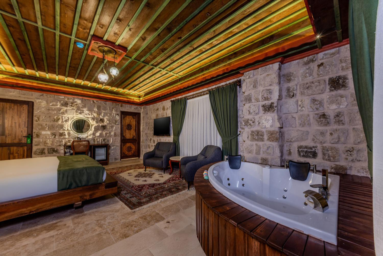 Bathroom 5, Latona Stone Palace, Nevşehir