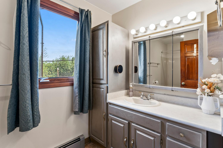 Bathroom 5, Shaligohomes On 16th Ave, Anchorage