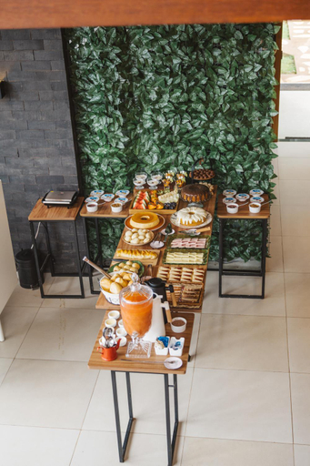 Food & Drinks 3, Villa di Madeira, Dores do Rio Preto