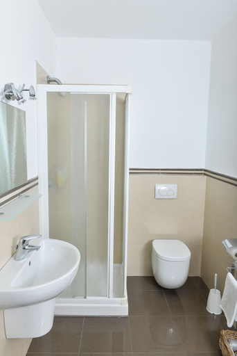 Bathroom, Hotel Silvio, Como