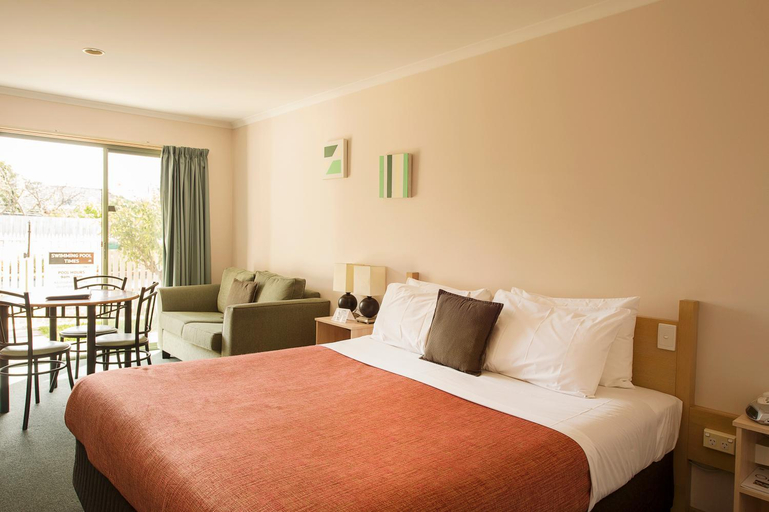 Bedroom 3, ROSE GARDEN MOTEL , South Barwon - Inner