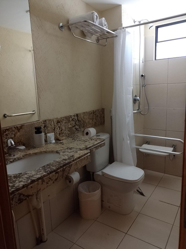 Bathroom 2, Plaza Suites Ponta Negra, Natal