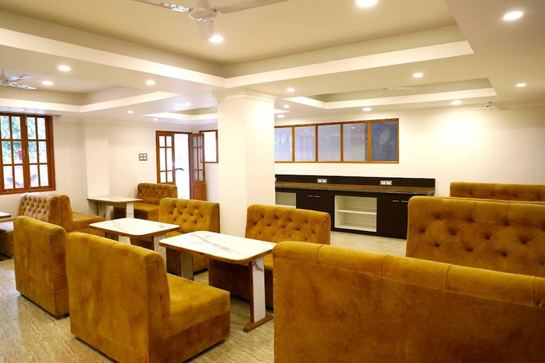 Food & Drinks 5, Zen London House - 400 Meters from MG Market, East Sikkim