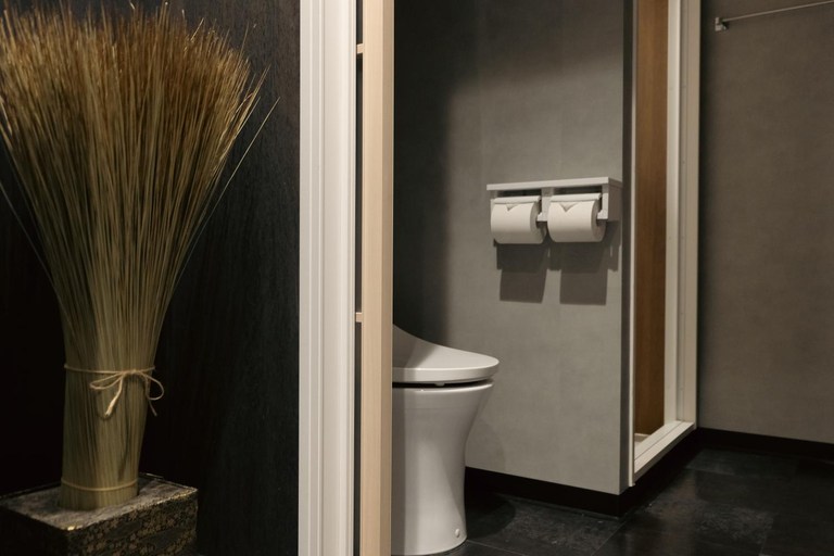 Bathroom 2, 万雷ホテル, Taitō